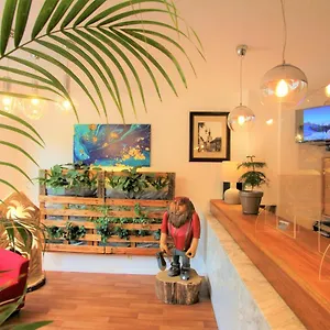 https://les-afforets.hotels-rhonealpes.com